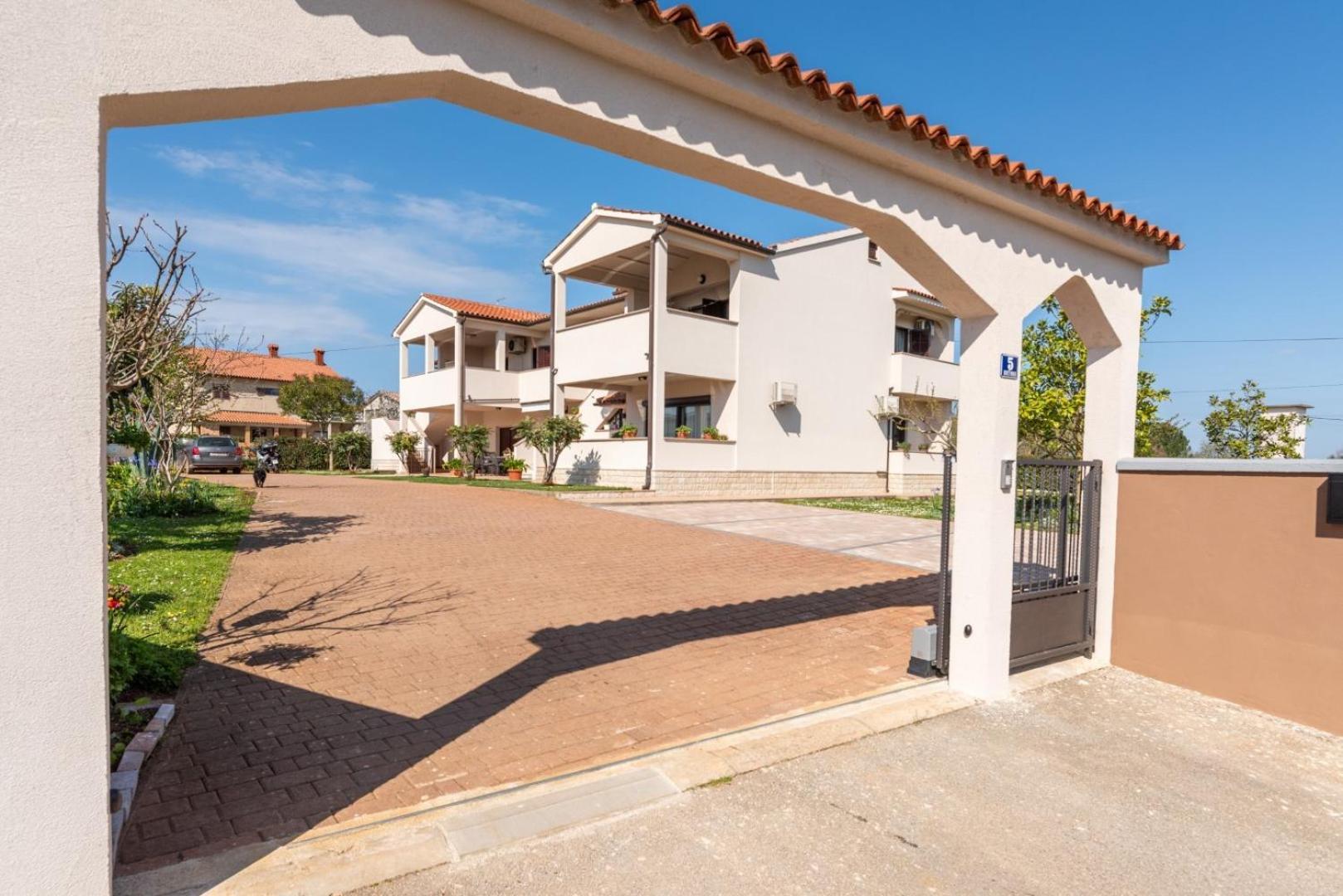 Apartment Marchela Nova Vas  Ngoại thất bức ảnh