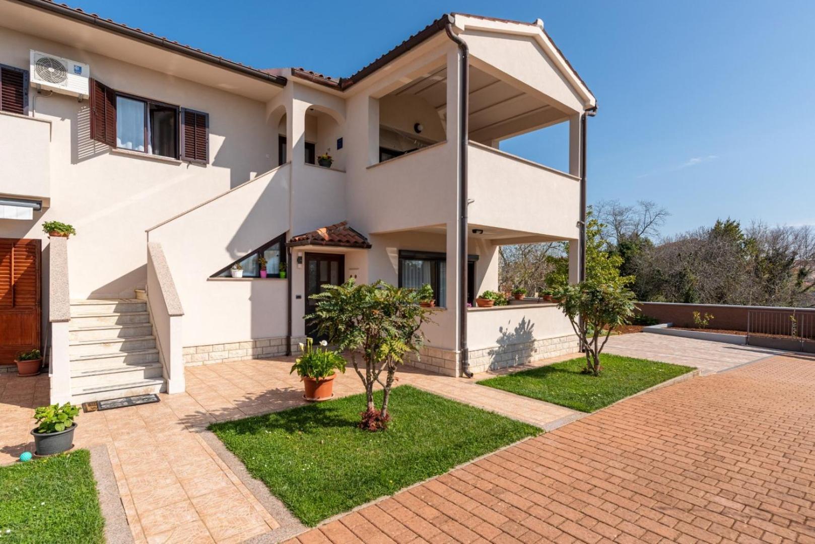 Apartment Marchela Nova Vas  Ngoại thất bức ảnh